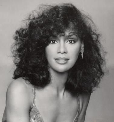 marilyn mccoo feet 6