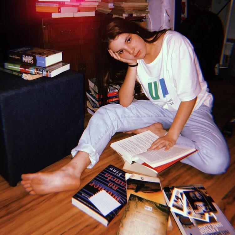 marina de oliveira feet 2