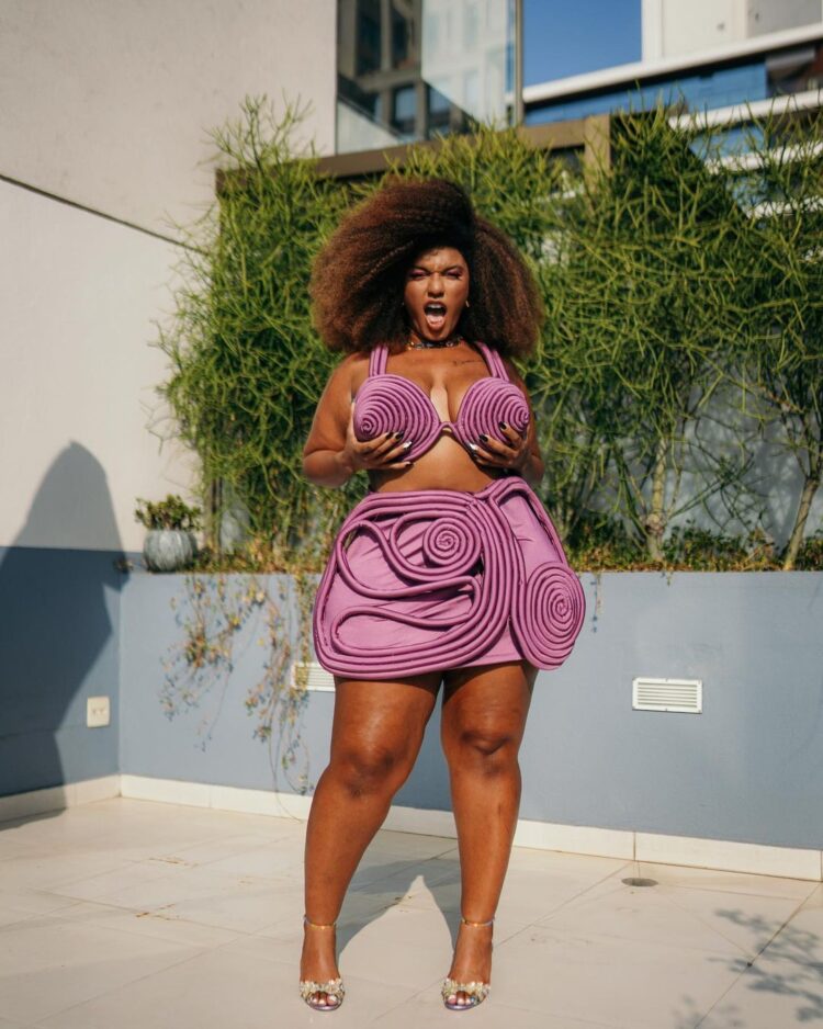 marina gregory feet 1