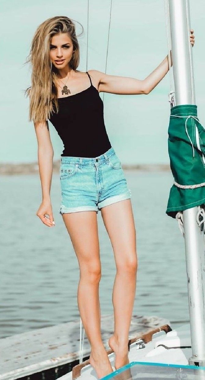 marina laswick feet 6