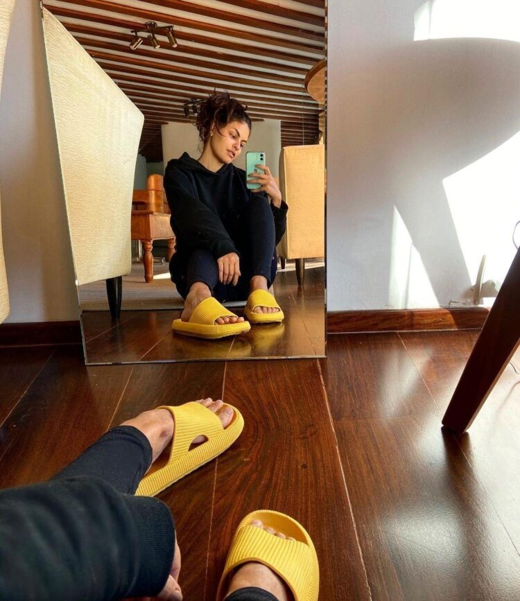 marina santa helena feet 2