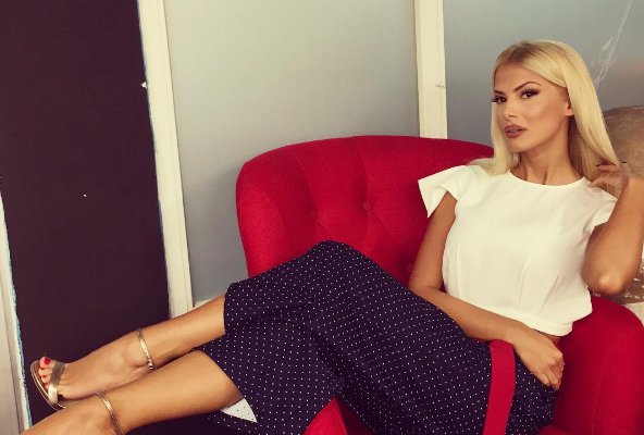 marina vjollca feet 4