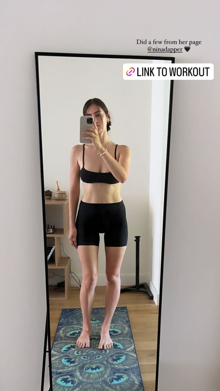 marine deleeuw feet 3