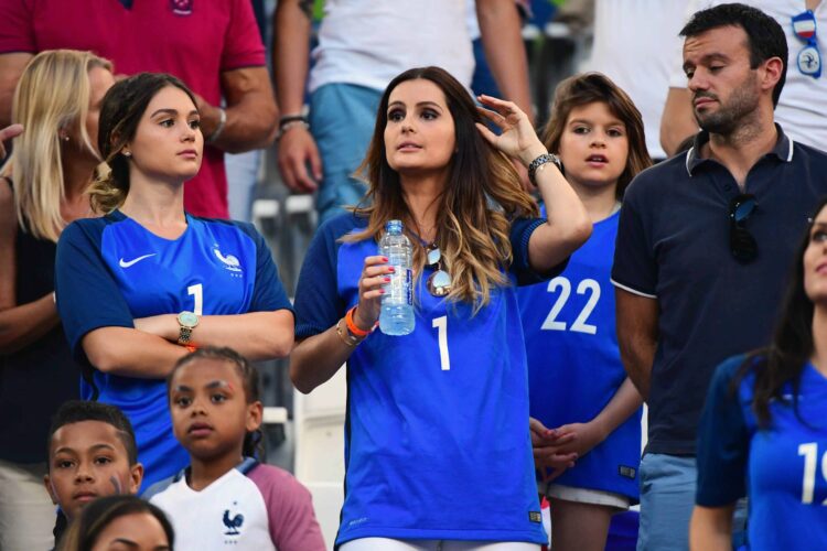 marine lloris feet 3 scaled