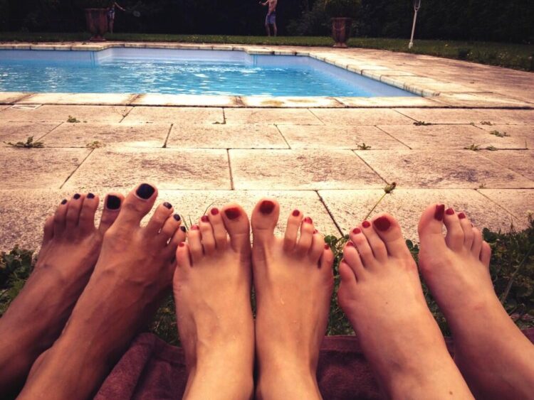 marine lorphelin feet 6