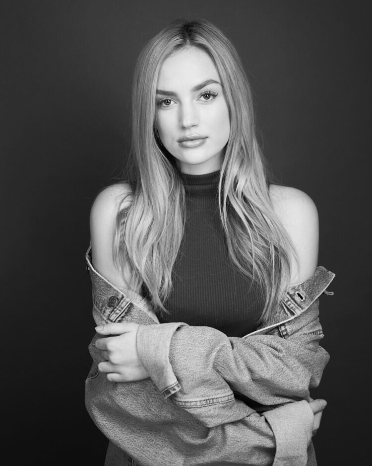 marissa corman feet 3