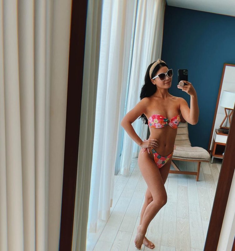 marissa cuevas feet 4