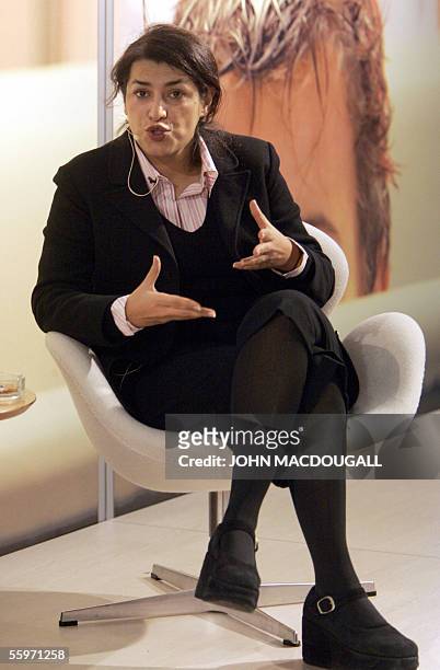 marjane satrapi feet 1