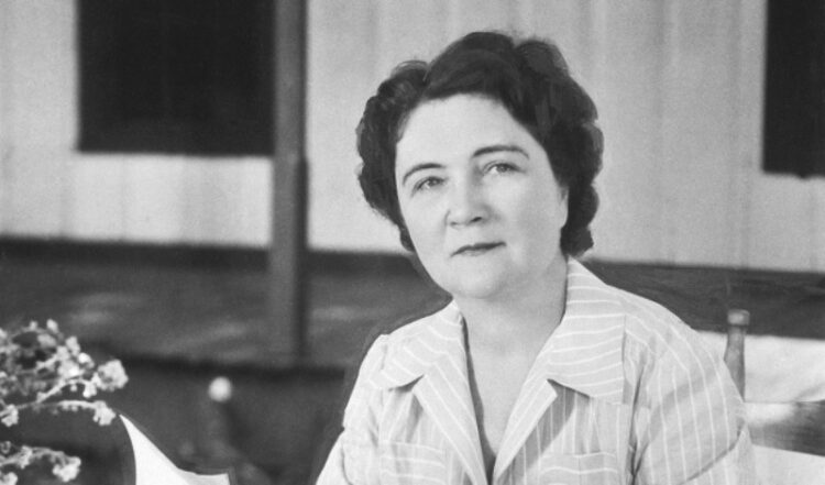 marjorie kinnan rawlings feet 5