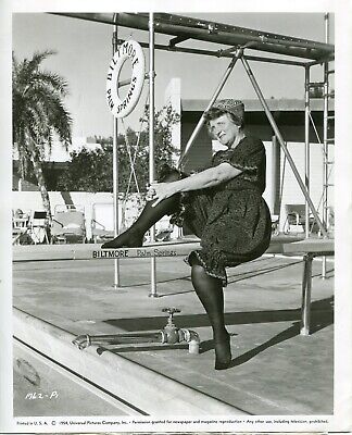 marjorie main feet 1