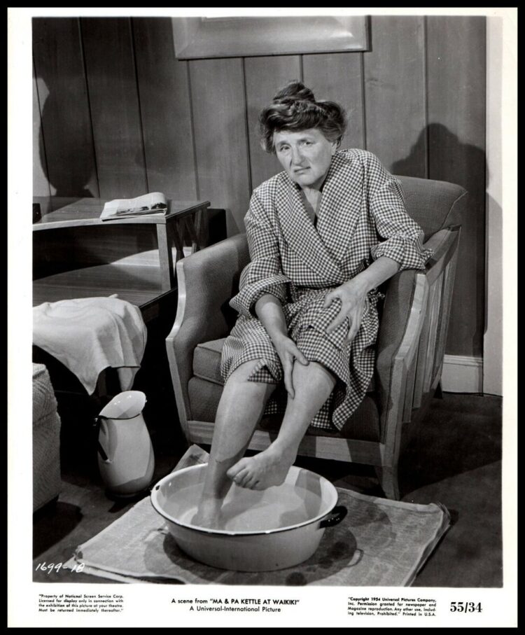 marjorie main feet 4