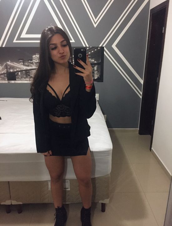 marjorye vieira feet 3