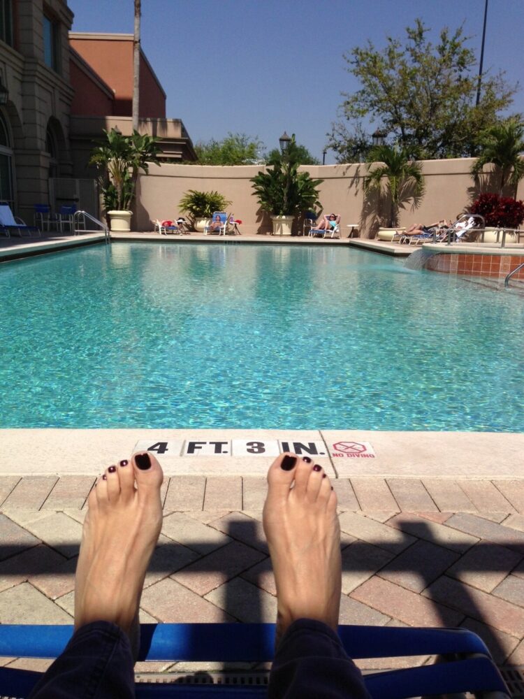 marlee matlin feet 1