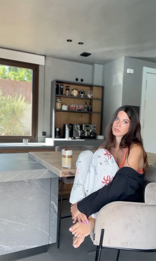 marta riumbau feet 3