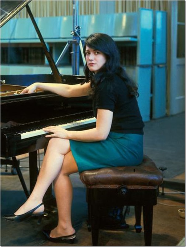martha argerich feet 2