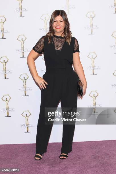 martha figueroa feet 6