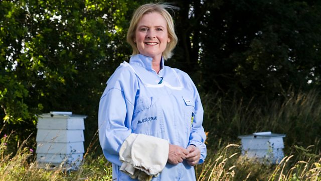 martha kearney feet 4