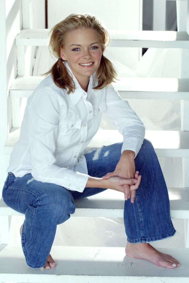 martha madison feet scaled