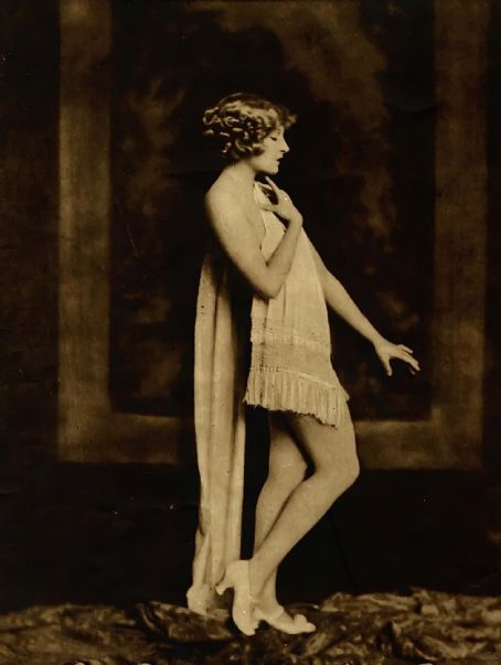 martha mansfield feet 1