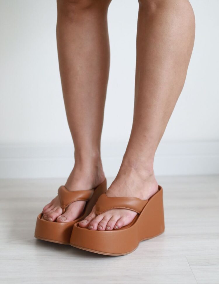 martina de caramelo feet 1