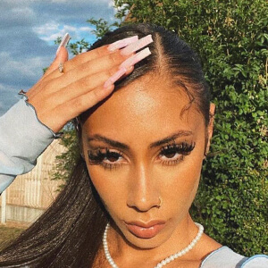 martina malavasi feet 5