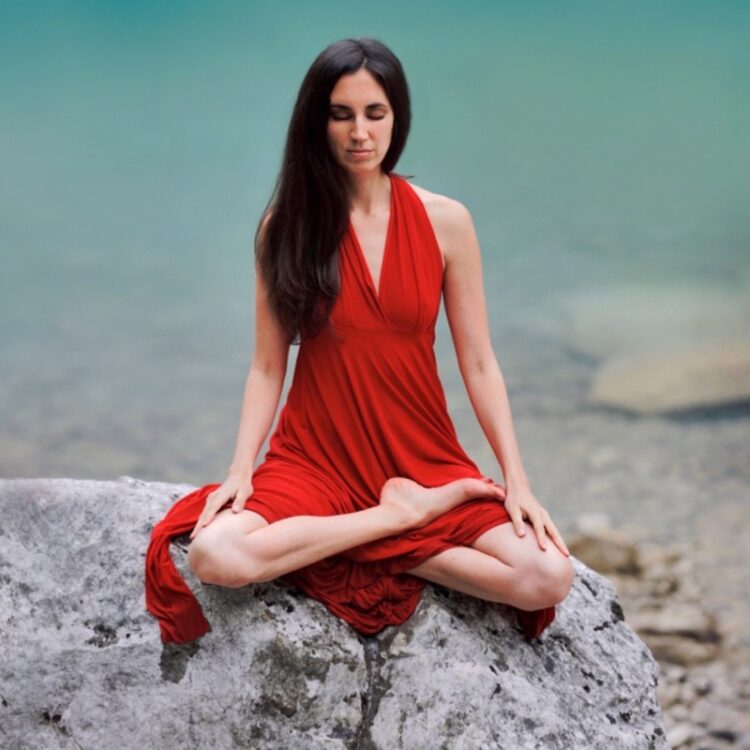 martina saravia feet 3