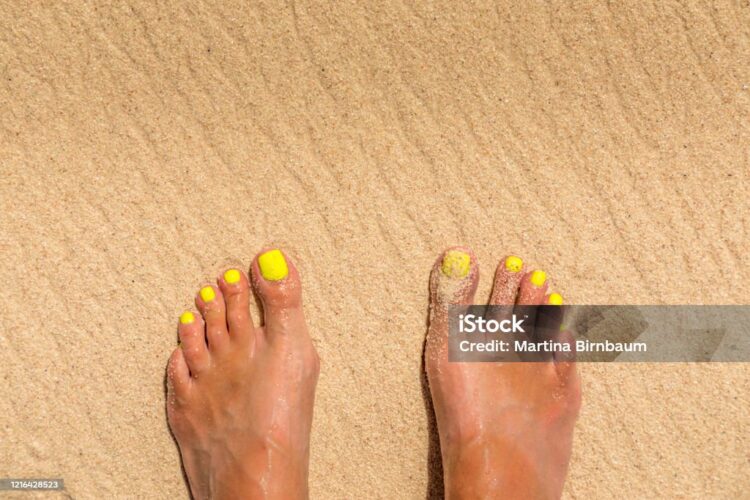 martina sebastiani feet 5