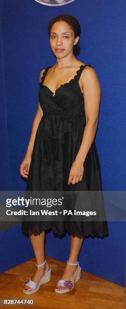 martina topley bird feet