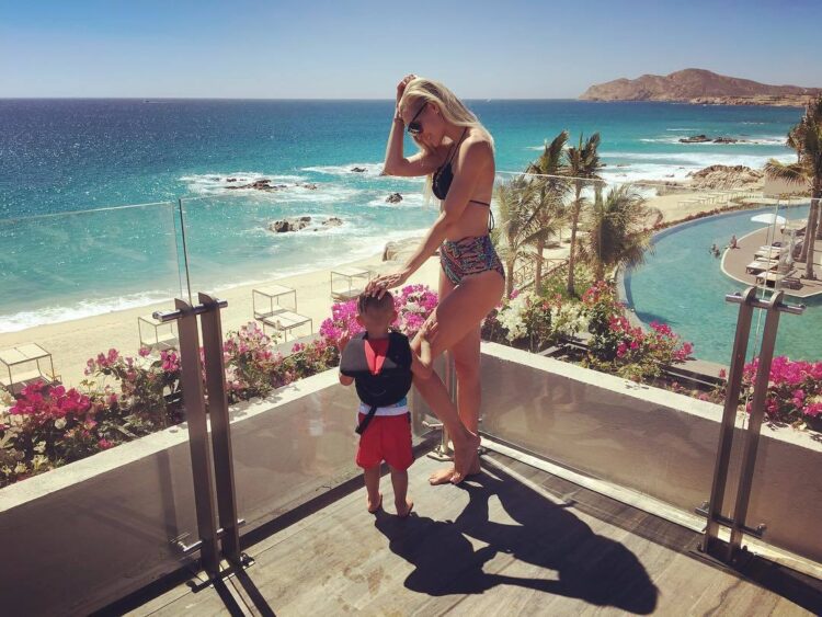 martine forget feet 5