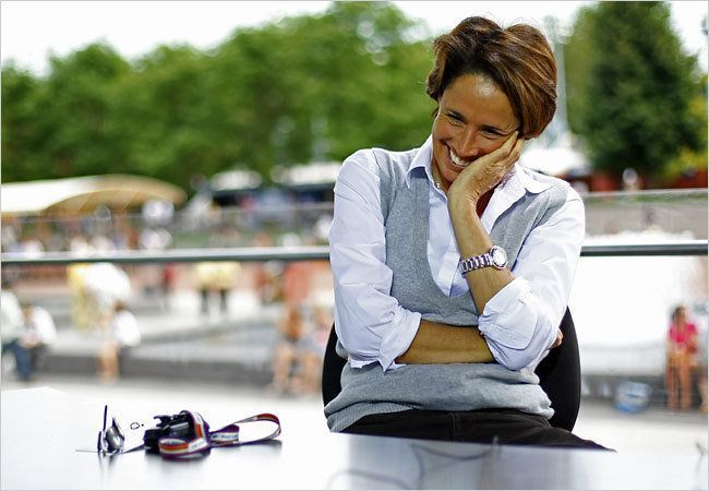 mary carillo feet 4