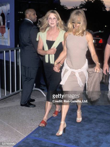 mary ellen arnold feet 4