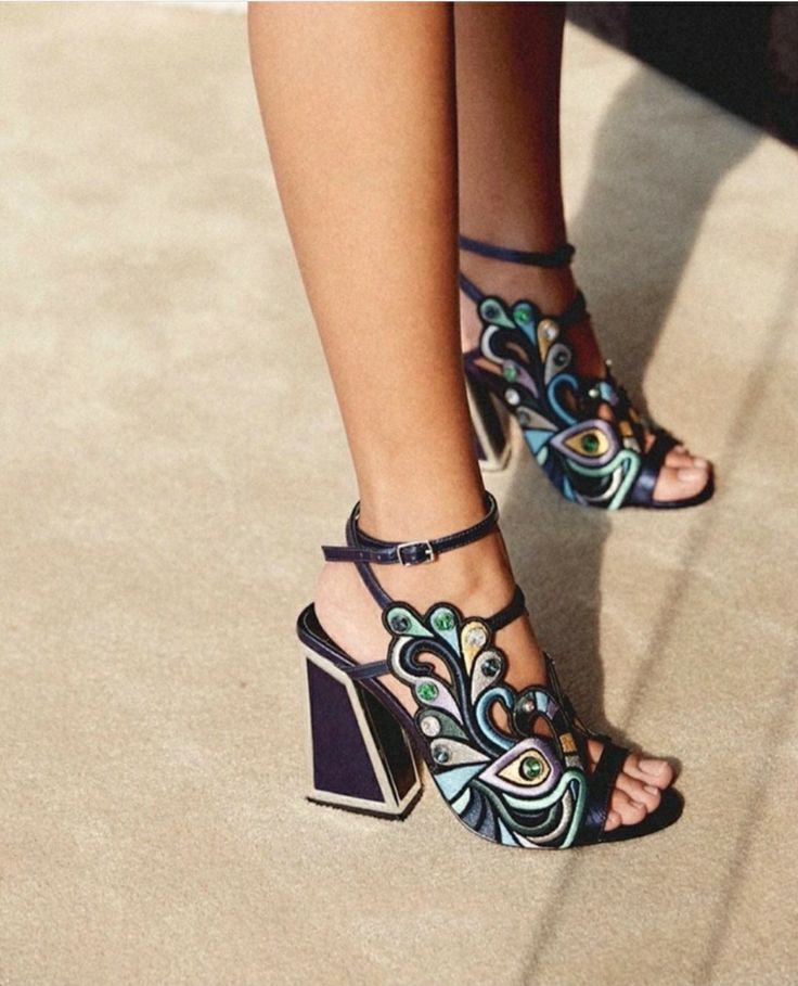 mary hernandez feet 6