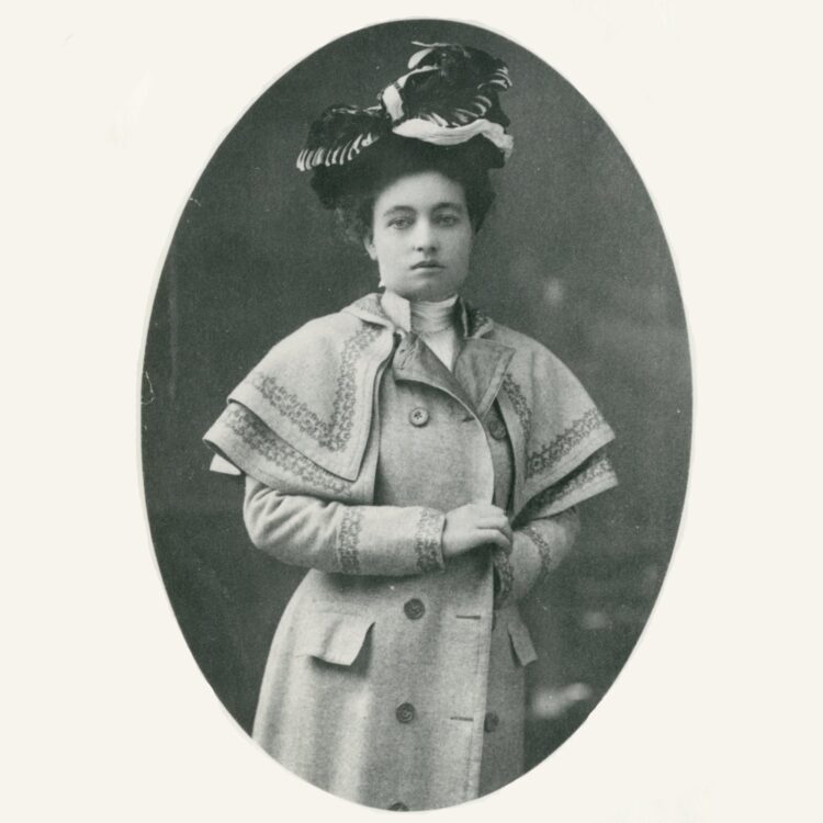 mary hunter austin feet 1