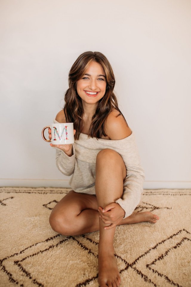 mary jelkovsky feet 1