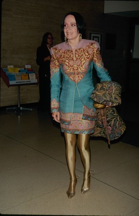 mary mcfadden feet 4