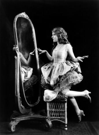 mary pickford feet 4