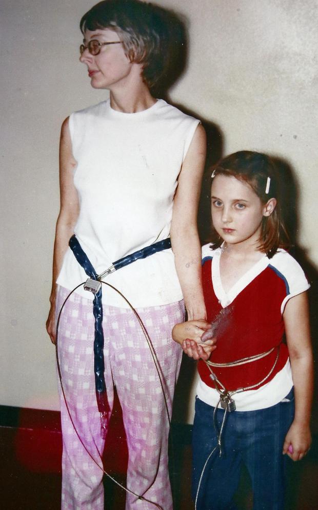 mary stauffer feet 4