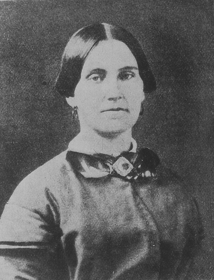 mary surratt feet