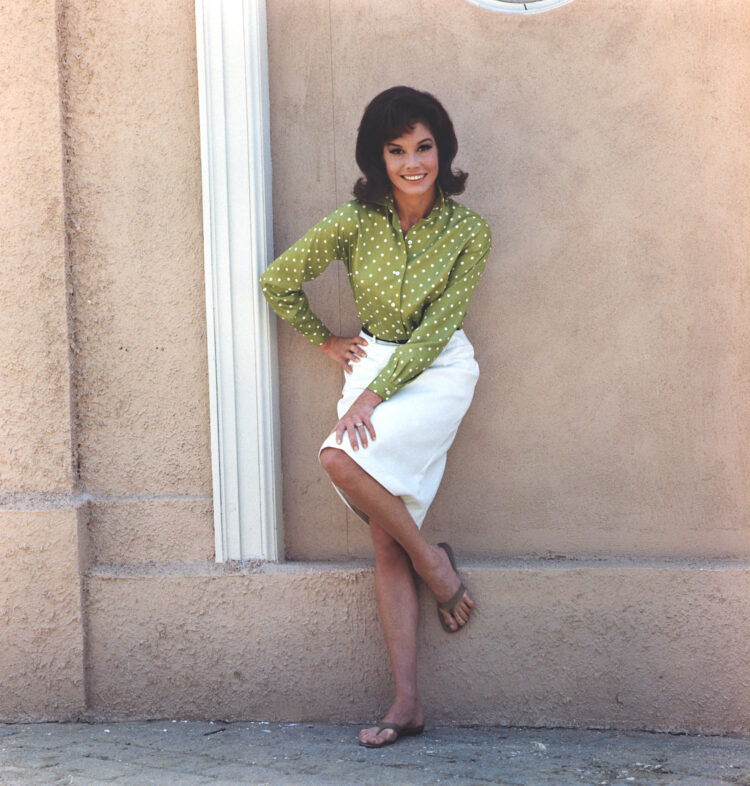 mary tyler moore feet 6