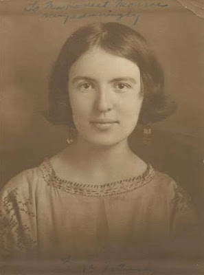 marya zaturenska feet 1