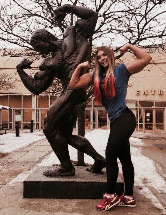 maryana naumova feet 3