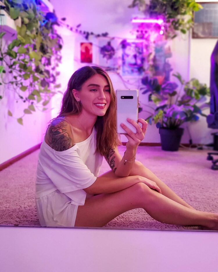 marz feet 5