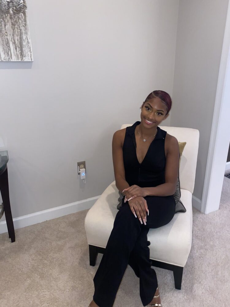 masai russell feet 3