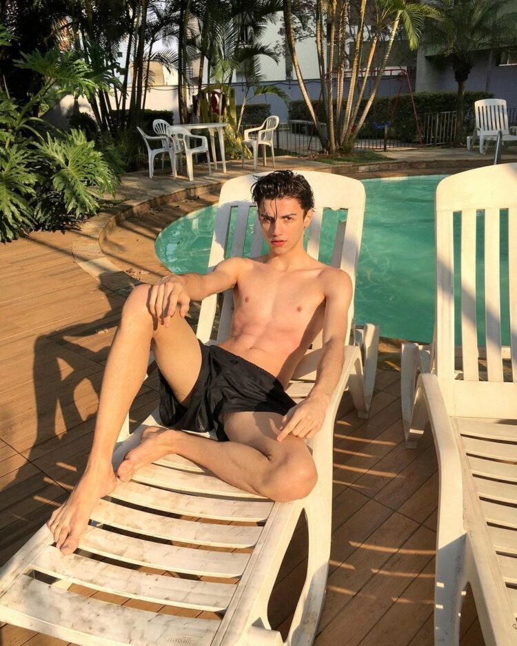 matheus almeida feet 3