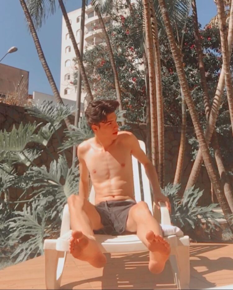 matheus almeida feet 4