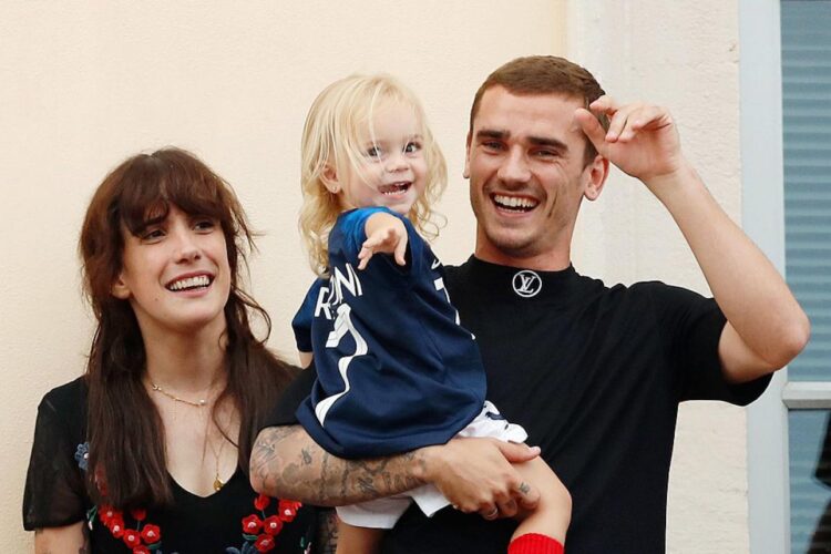 maud griezmann feet 1