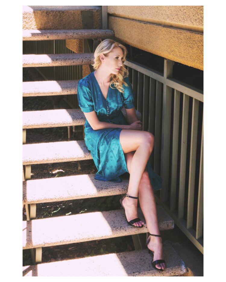 maude garrett feet 2