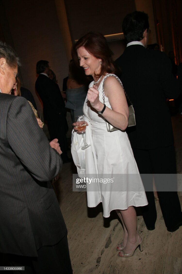 maureen dowd feet 5