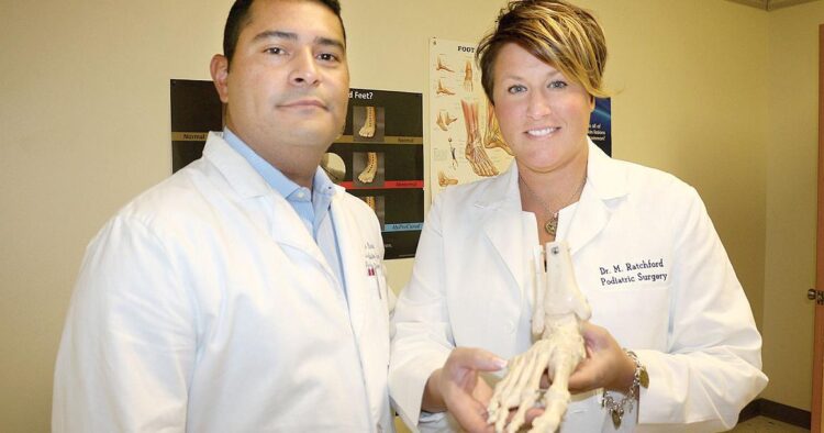 maureen graham feet 3