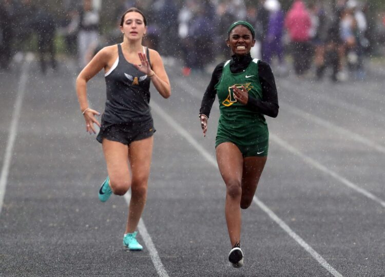 mauren kennedy feet 6 scaled